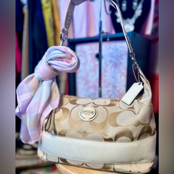 EUC Coach Beige and White Women's Bag - Picture 1 of 15
